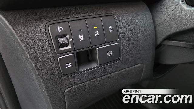Hyundai Staria 4WD Tourer 9-Seater Modern 2023 — фото 18