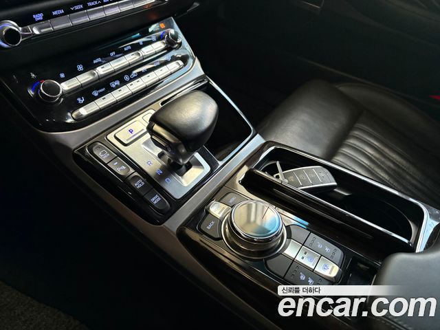 Genesis EQ900 3.8 GDI AWD Premium Luxury 2018 — фото 9