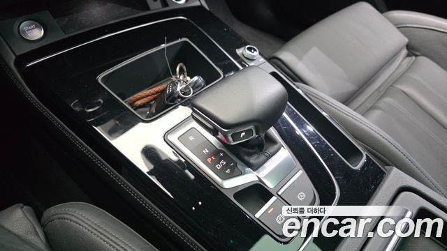 Audi Q5 (FY) 45 TFSI Quattro Premium 2022 — фото 9