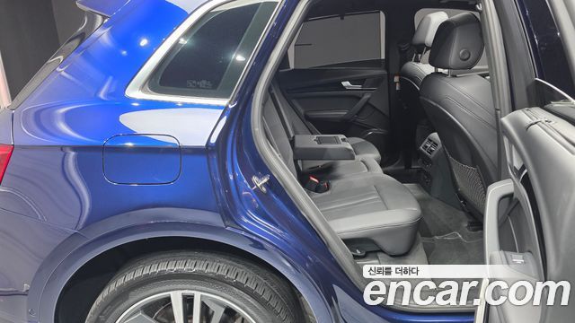 Audi Q5 (FY) 45 TFSI Quattro Premium 2022 — фото 11