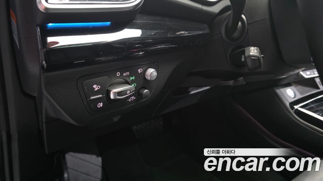 Audi Q5 (FY) 45 TFSI Quattro Premium 2022 — фото 20