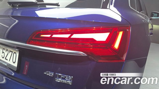 Audi Q5 (FY) 45 TFSI Quattro Premium 2022 — фото 23