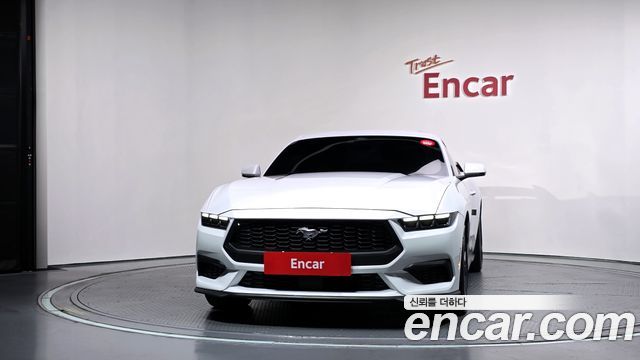 Ford Mustang (VII) 2.3 EcoBoost Premium Coupe 2024 — фото 3