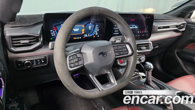 Ford Mustang (VII) 2.3 EcoBoost Premium Coupe 2024 — фото 16