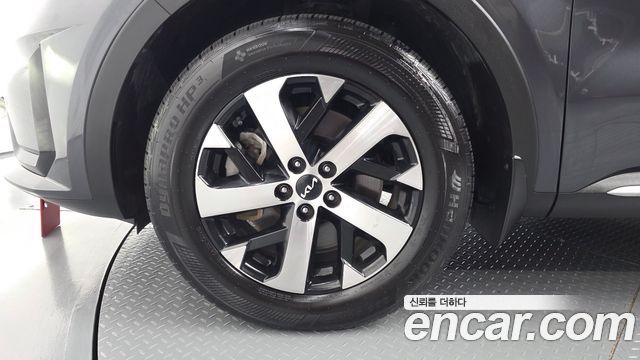 Kia Sorento (IV) Gasoline 2.5T 2WD Noblesse 2023 — фото 5