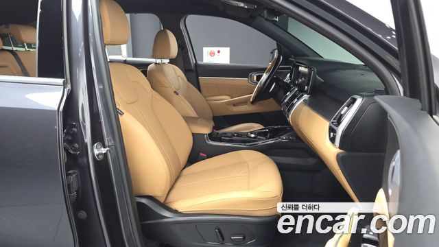 Kia Sorento (IV) Gasoline 2.5T 2WD Noblesse 2023 — фото 11