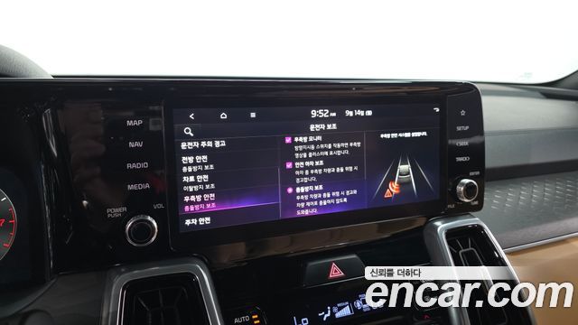 Kia Sorento (IV) Gasoline 2.5T 2WD Noblesse 2023 — фото 17