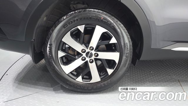 Kia Sorento (IV) Gasoline 2.5T 2WD Noblesse 2023 — фото 21