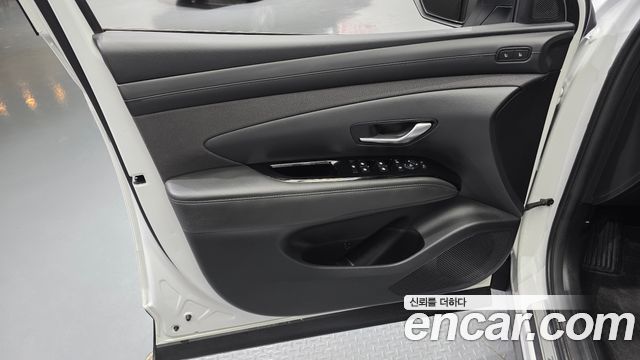 Hyundai Tucson (NX4) Gasoline 1.6 Turbo 2WD Inspiration 2024 — фото 24