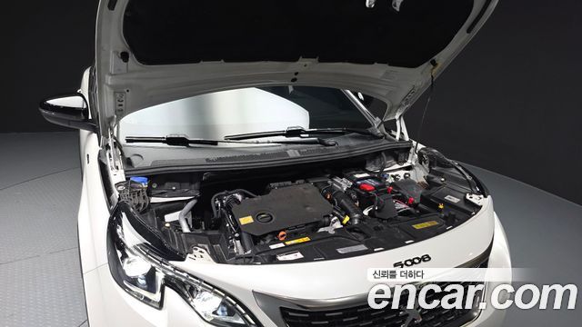 Peugeot 5008 (II) 1.5 BlueHDi GT Line 2021 — фото 6