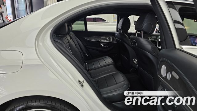 Mercedes-Benz E-Class (W213) E350 4MATIC AMG Line 2019 — фото 11