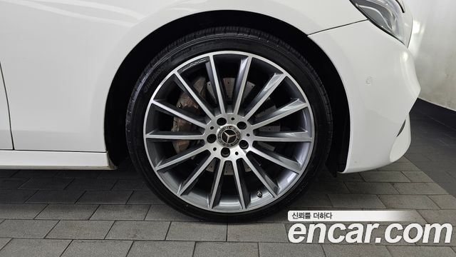 Mercedes-Benz E-Class (W213) E350 4MATIC AMG Line 2019 — фото 21