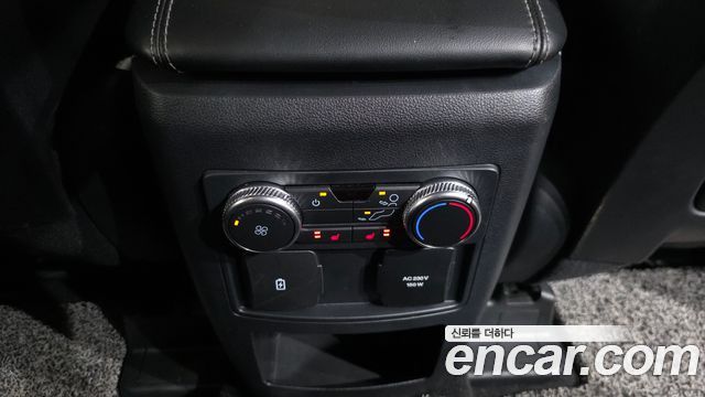 Ford Explorer (VI) 2.3 LimIted 4WD 2020 — фото 18