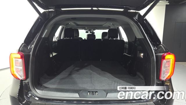 Ford Explorer (VI) 2.3 LimIted 4WD 2020 — фото 20