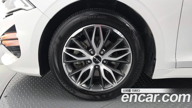 Kia K5 (III) 2.0 Prestige 2023 — фото 5