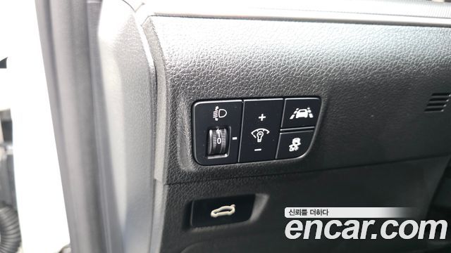 Kia K5 (III) 2.0 Prestige 2023 — фото 18
