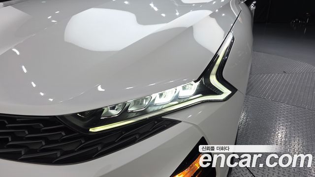 Kia K5 (III) 2.0 Prestige 2023 — фото 22