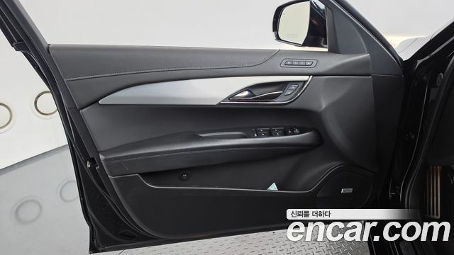Cadillac ATS 2.0 Premium 1st 2018 — фото 24