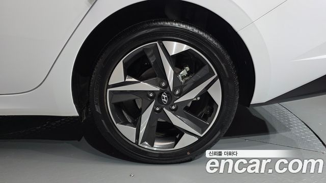 Hyundai Avante (CN7) 1.6 Inspiration 2023 — фото 21