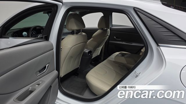 Hyundai Avante (CN7) 1.6 Inspiration 2023 — фото 26
