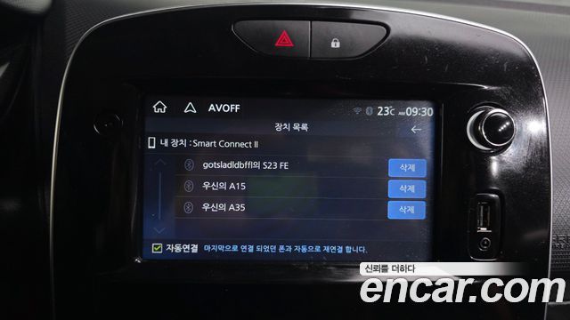 Renault Korea Clio Intens 2018 — фото 16