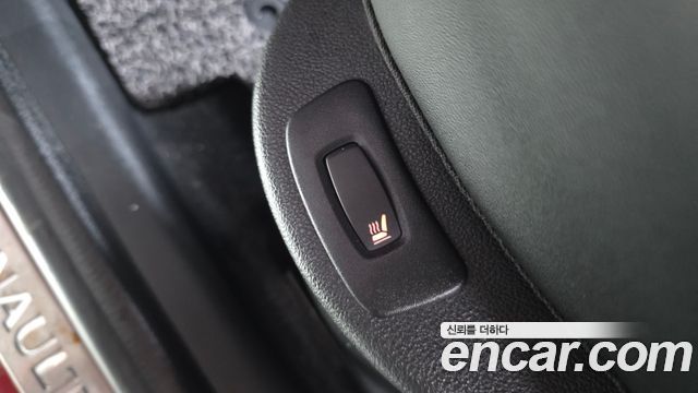 Renault Korea Clio Intens 2018 — фото 19