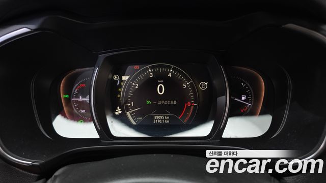 Renault Korea QM6 2.0 LPe RE Signature 2WD 2021 — фото 8