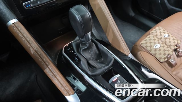 Renault Korea QM6 2.0 LPe RE Signature 2WD 2021 — фото 9