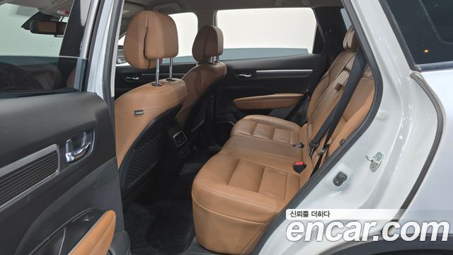 Renault Korea QM6 2.0 LPe RE Signature 2WD 2021 — фото 12