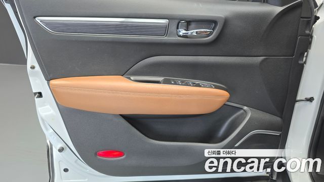 Renault Korea QM6 2.0 LPe RE Signature 2WD 2021 — фото 24