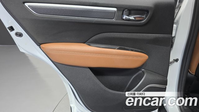 Renault Korea QM6 2.0 LPe RE Signature 2WD 2021 — фото 25