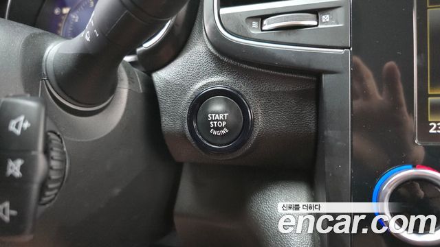 Renault Korea QM6 2.0 LPe RE Signature 2WD 2021 — фото 29
