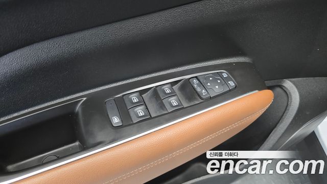Renault Korea QM6 2.0 LPe RE Signature 2WD 2021 — фото 31