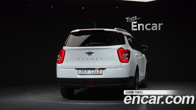 KG Mobility (SsangYong) Tivoli Air 1.6 IX 2WD 2018 — фото 4