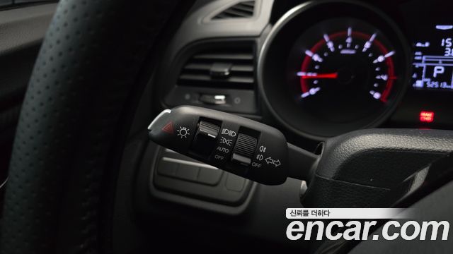 KG Mobility (SsangYong) Tivoli Air 1.6 IX 2WD 2018 — фото 18