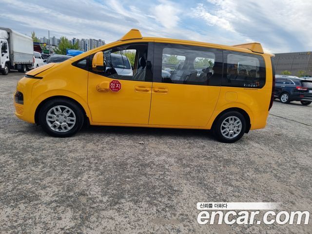 Hyundai Staria L3.5  Kinder Safety Car 11-Seater 2022 — фото 4