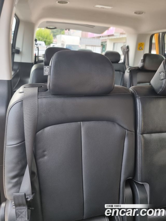 Hyundai Staria L3.5  Kinder Safety Car 11-Seater 2022 — фото 16