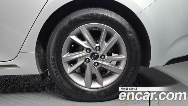 Kia K5 (II) 2.0 LPI Rental Car Luxury 2020 — фото 21