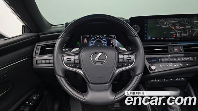 Lexus ES300h (VII) Luxury Plus 2023 — фото 13