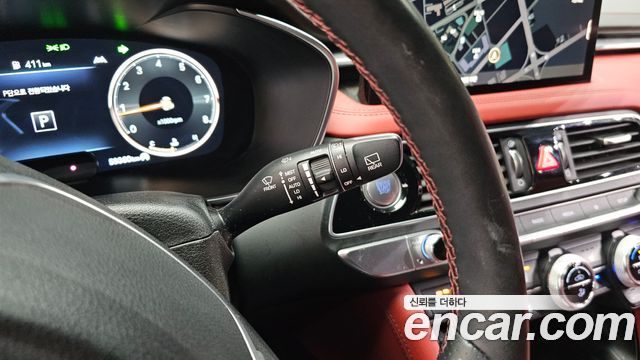 Genesis G70 Shooting Brake Gasoline 2.0T 2WD 2023 — фото 28