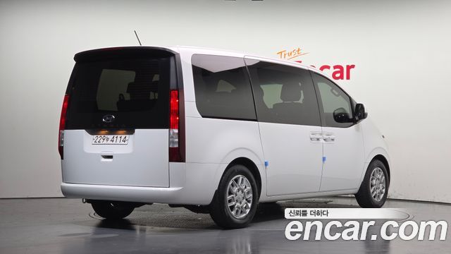 Hyundai Staria Tourer 9-Seater Modern 2022 — фото 2