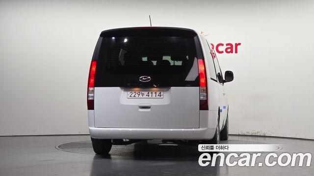 Hyundai Staria Tourer 9-Seater Modern 2022 — фото 4