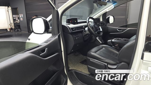 Hyundai Staria Tourer 9-Seater Modern 2022 — фото 10