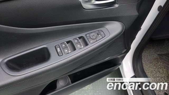 Hyundai Santa Fe Diesel 2.2 2WD Premium Choice 2021 — фото 27