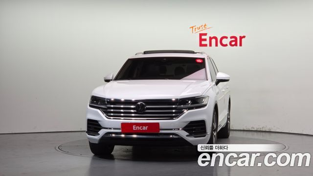 Volkswagen Touareg (III) 3.0 TDI Prestige 2021 — фото 3
