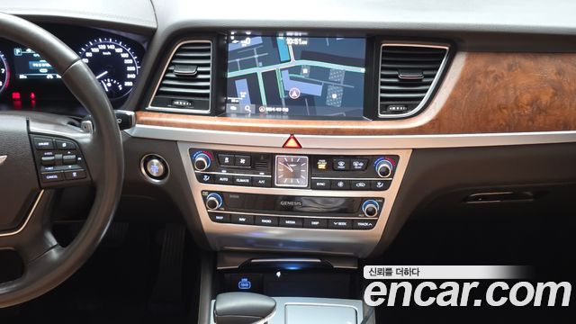 Genesis G80 3.3 GDI AWD Premium Luxury 2019 — фото 14