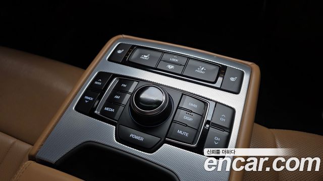 Genesis G80 3.3 GDI AWD Premium Luxury 2019 — фото 18