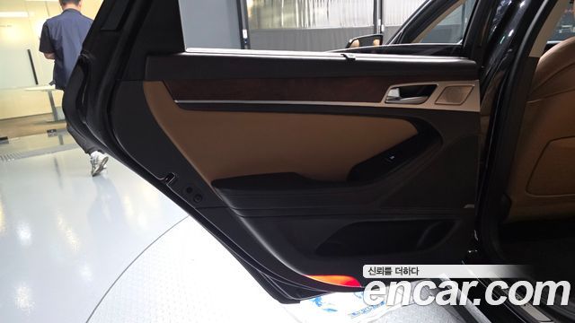 Genesis G80 3.3 GDI AWD Premium Luxury 2019 — фото 25