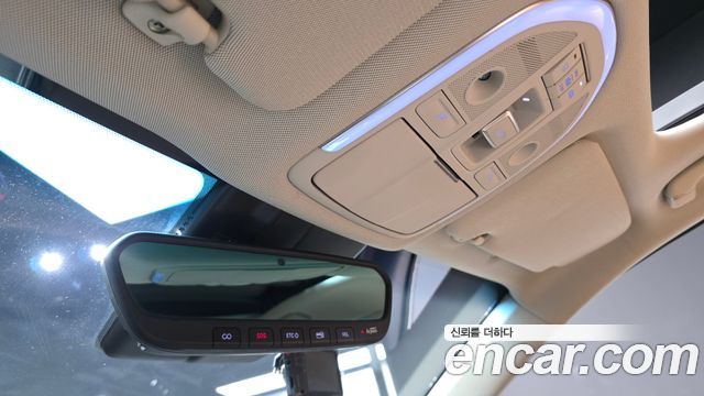 Genesis G80 3.3 GDI AWD Premium Luxury 2019 — фото 30