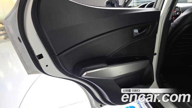KG Mobility (SsangYong) Tivoli Diesel VX 2WD 2016 — фото 25